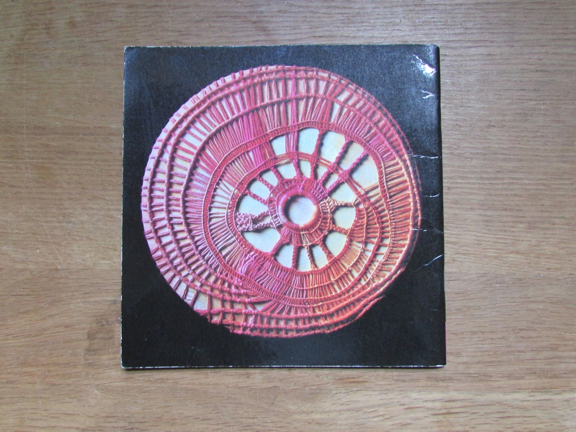 Leisure Crafts No.35: Macramé 1, by Kit Pyman (Softback, 1975)