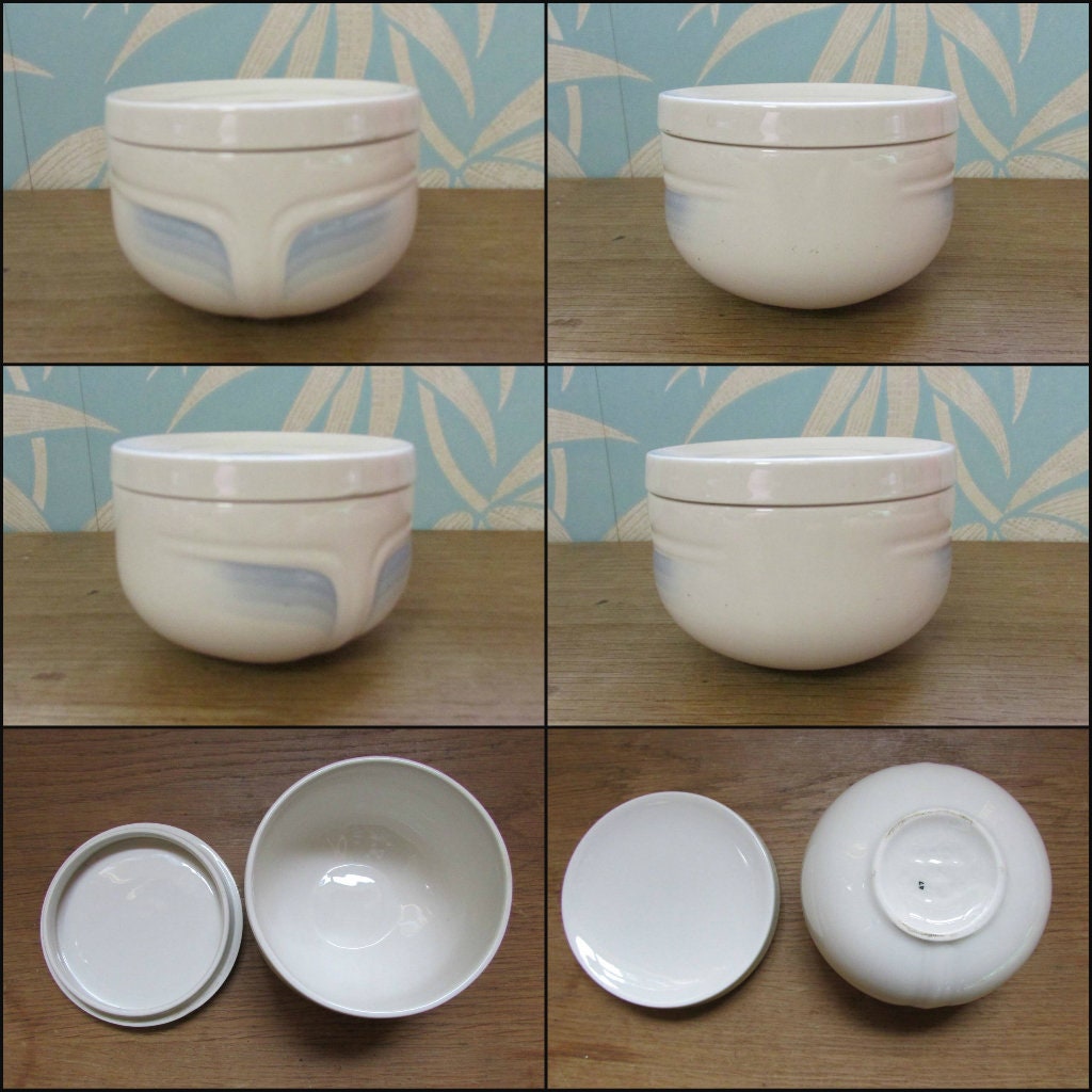 Rare 1980s Johnson Brothers Ironstone Blue Ice tea-set