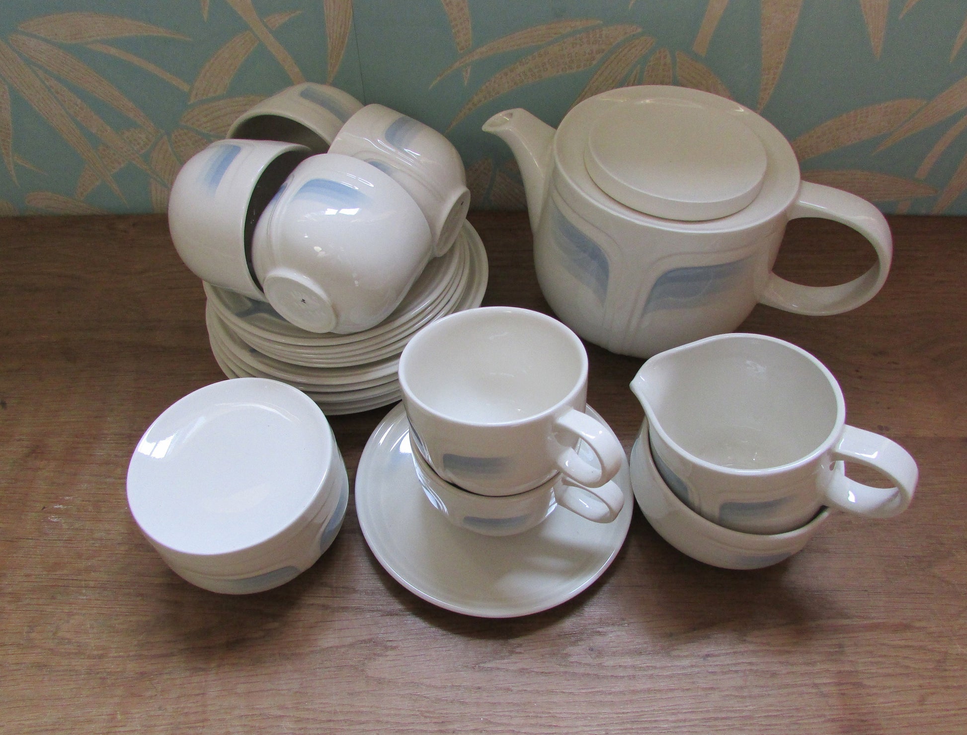 Rare 1980s Johnson Brothers Ironstone Blue Ice tea-set