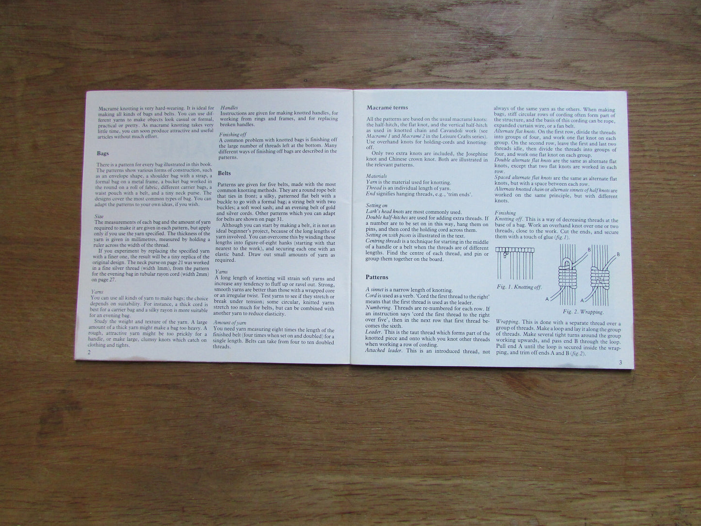 Leisure Crafts No.76: Macrame Bags & Belts, by Kit Pyman, and Jan Messent (Softback, 1979)