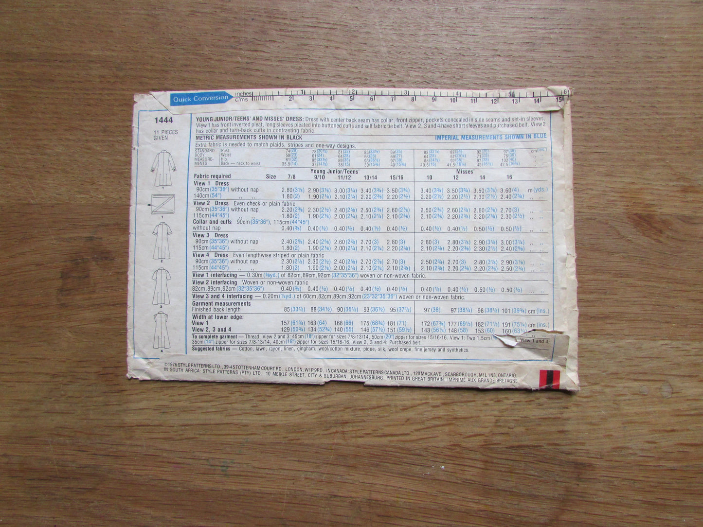 Part cut 1976 Style 1444 sewing pattern for young junior/teens' & misses' dress, size 10 (complete)