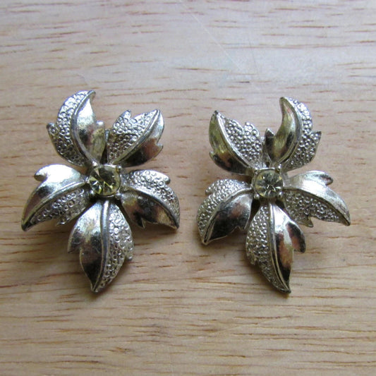 Late 1950s silver-tone & citrine rhinestone textured flower clip-on earrings