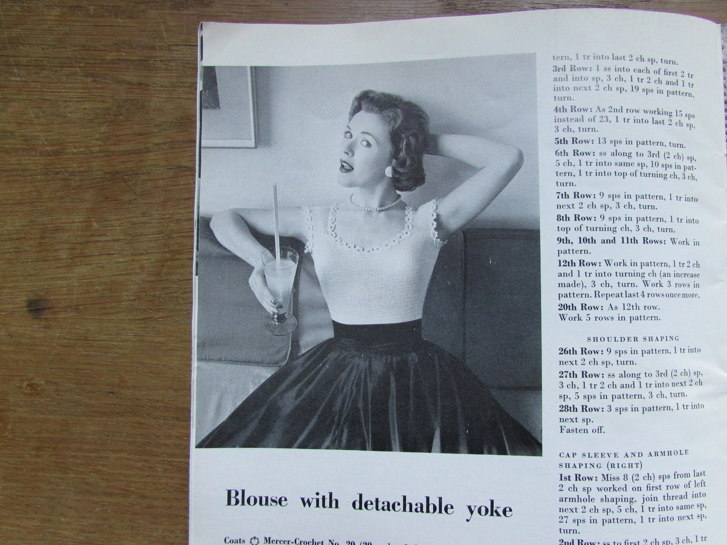 1963 Coats Learn to Crochet No.507 pattern booklet