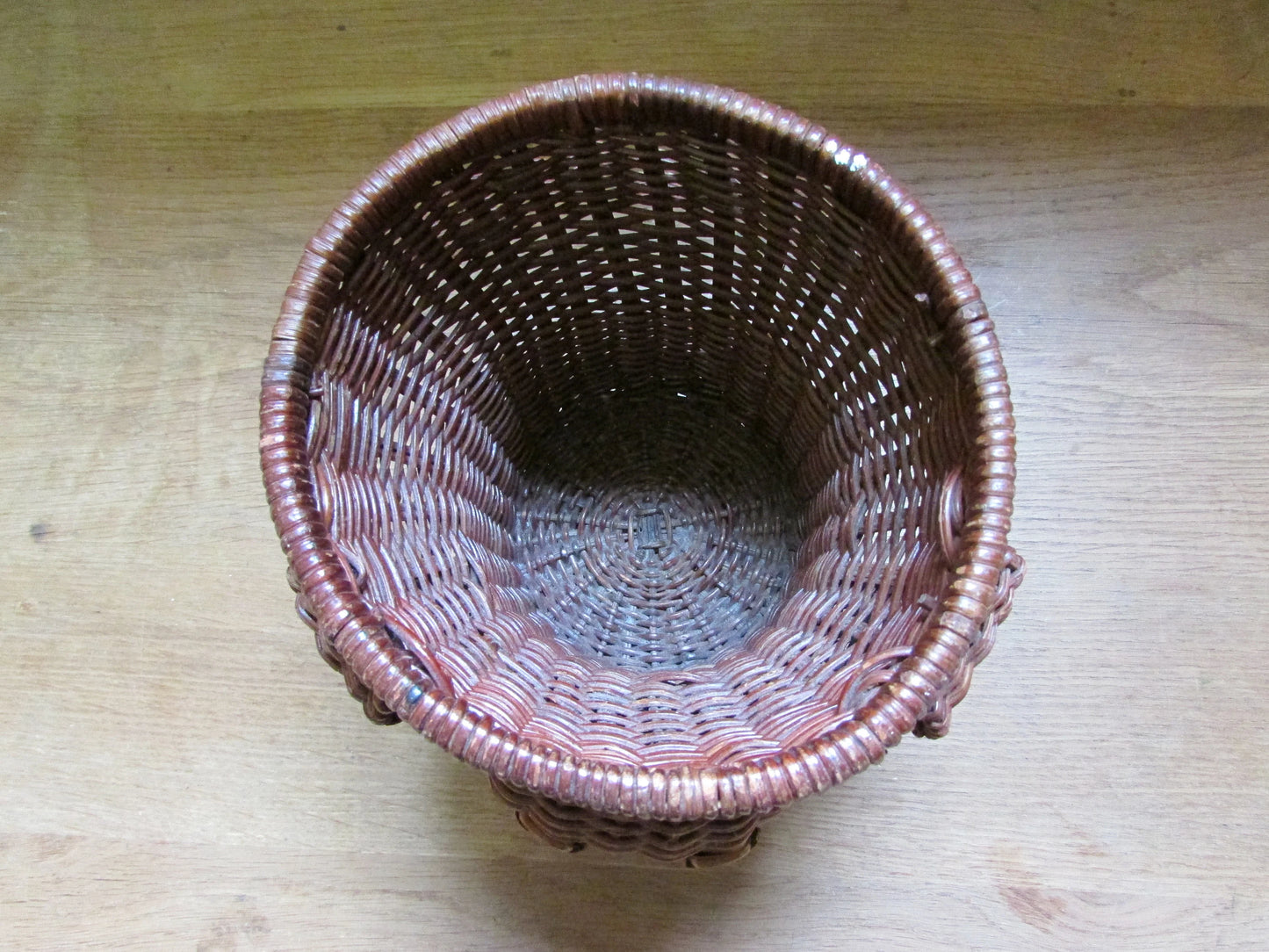 1970s wicker elephant with tusks planter/basket