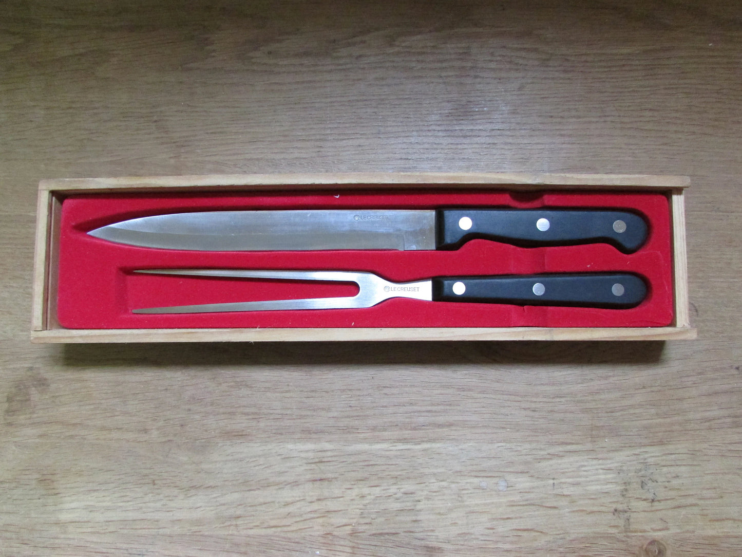 1980s Le Creuset carving knife & pronged fork set