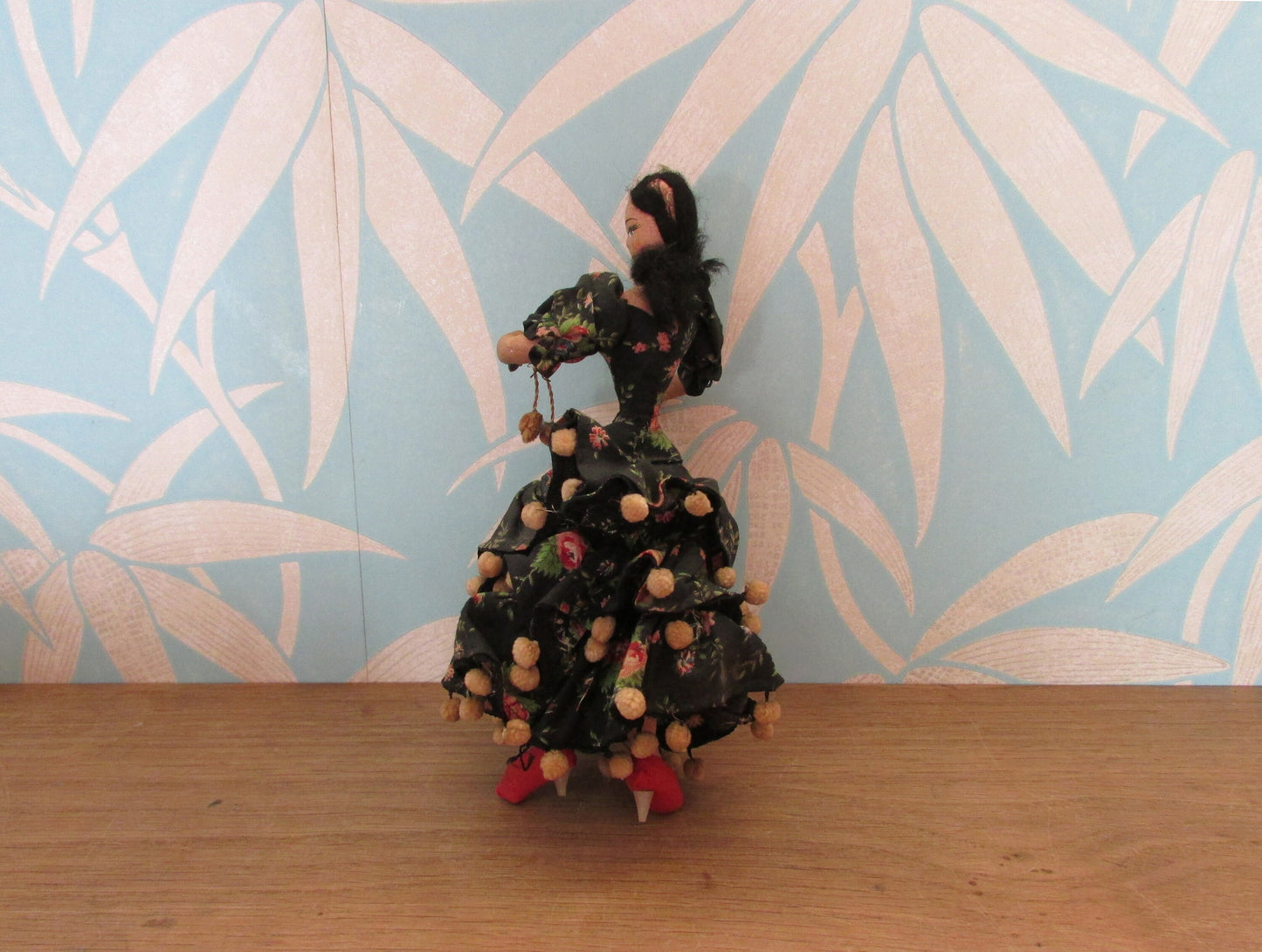Collectable vintage Layna Flamenco dancer art doll, made in Barcelona