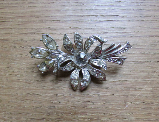 Mid-century silver-tone diamanté & paste flower brooch