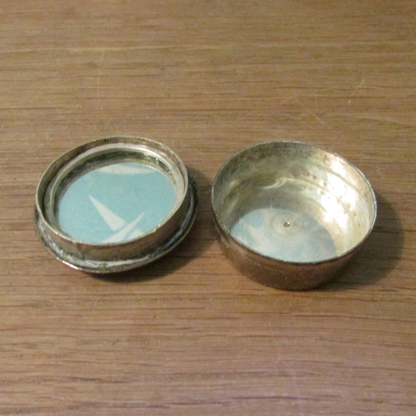 circa. 1940/50s Persian silver snuff box with hand-painted birds on mother of pearl detail, and internal mirror