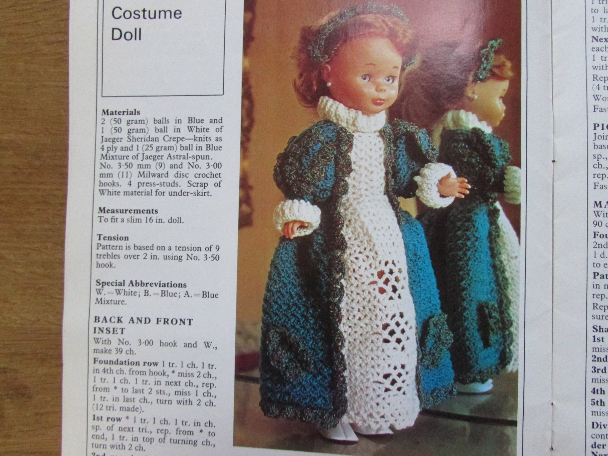 1970s Jaeger Treasure Trove 103 needlework pattern booklet