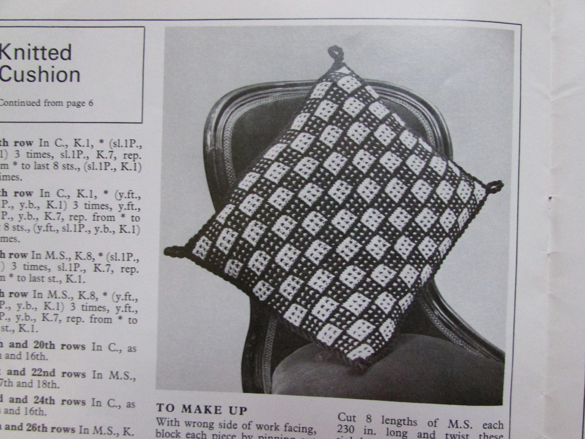 1970s Jaeger Treasure Trove 103 needlework pattern booklet