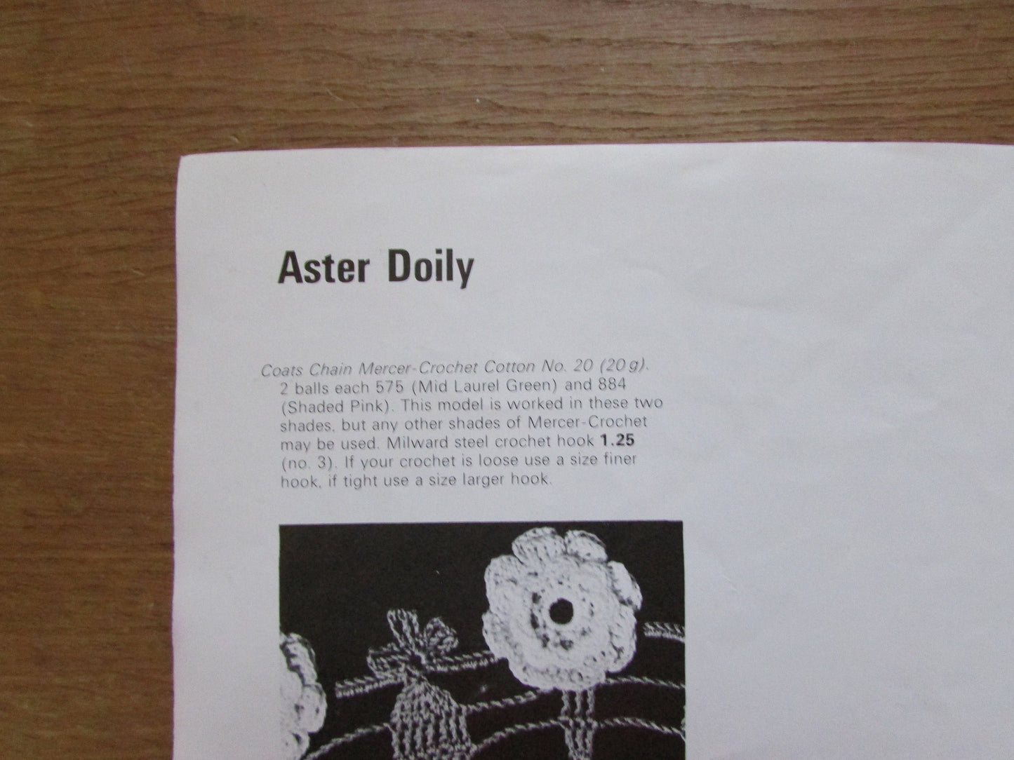 1975 Coats Crochet 490 pattern for Aster doily