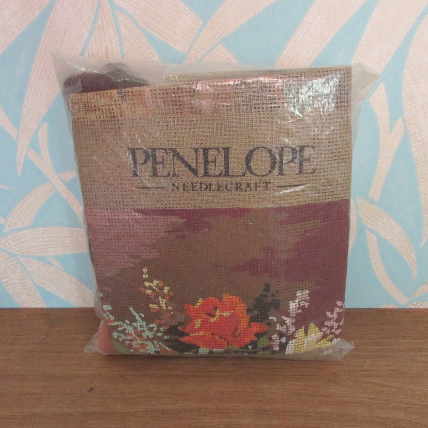 Vintage W.M Briggs Penelope BC568 needlecraft kit "Copper Gleam"