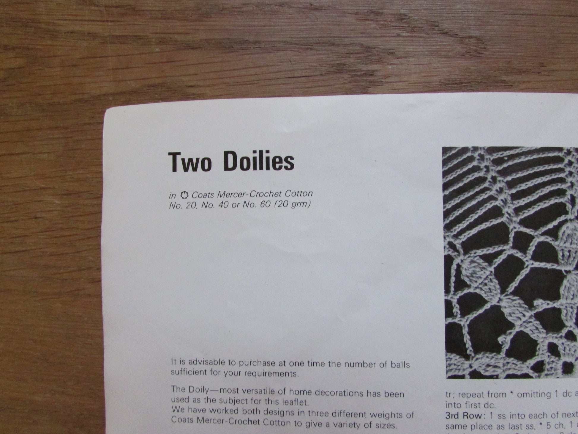 1975 Coats Crochet 342 pattern for two doilies