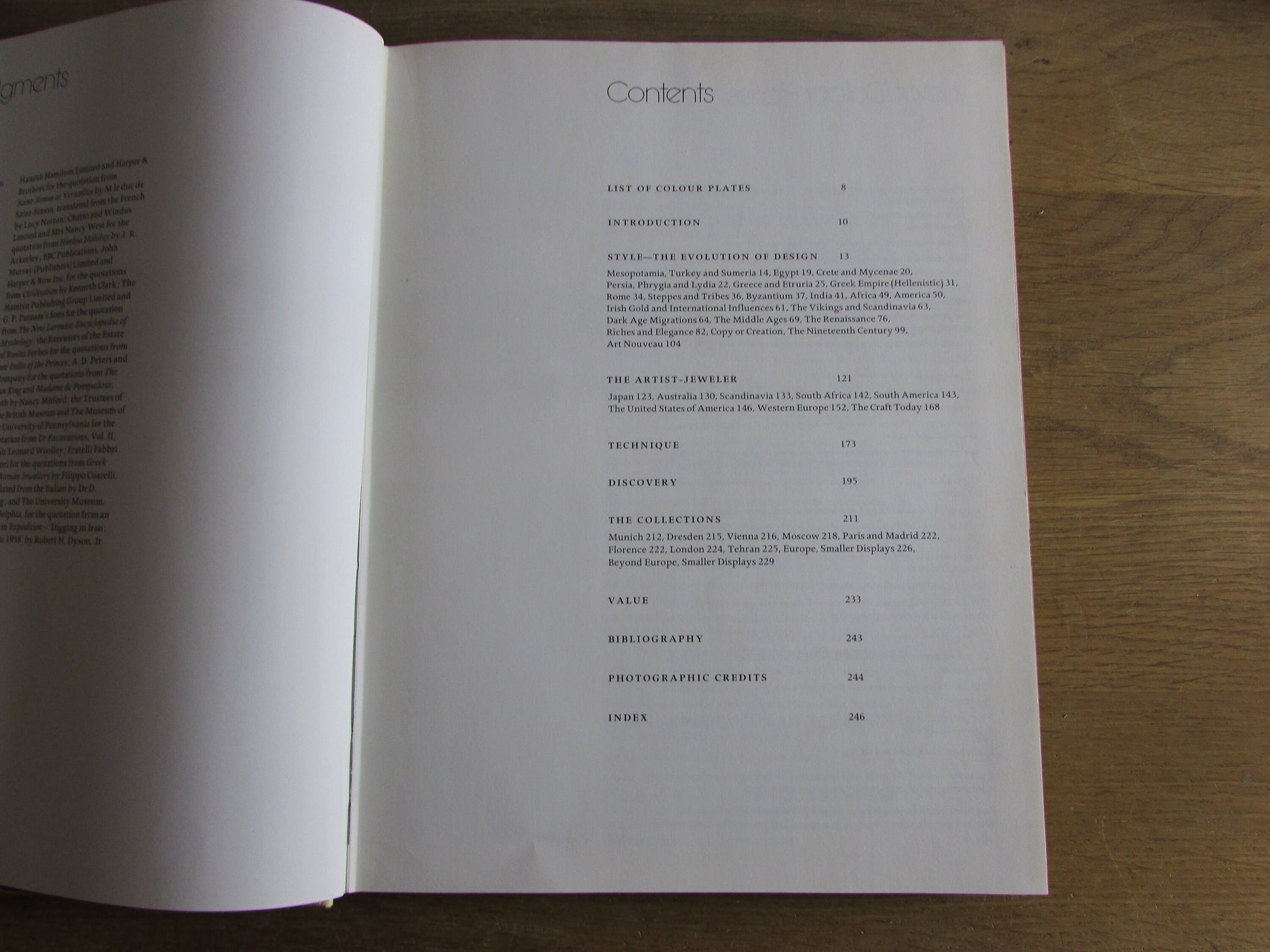 The Art of Jewellery; a survey of craft & creation, by Graham Hughes (Hardback, 1972)
