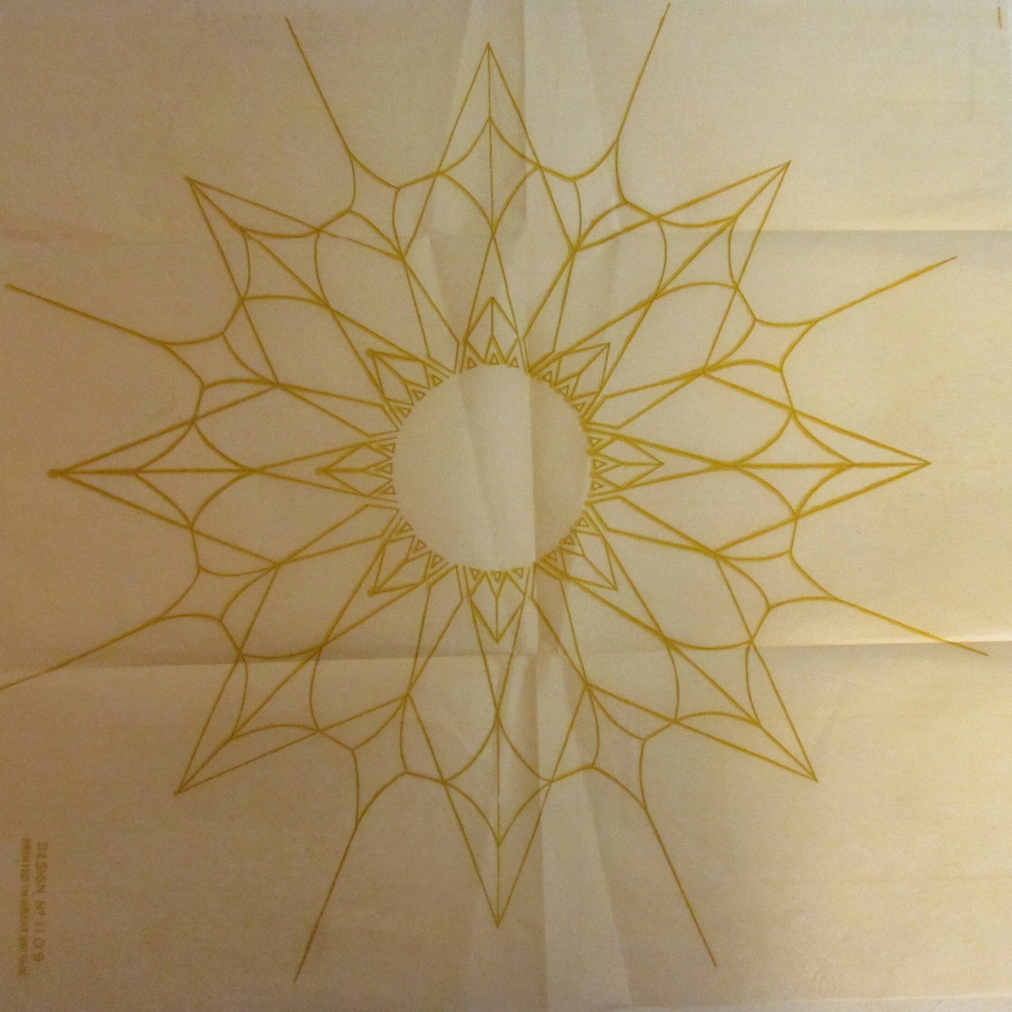 Unused vintage abstract sunflower No.1109 embroidery transfer