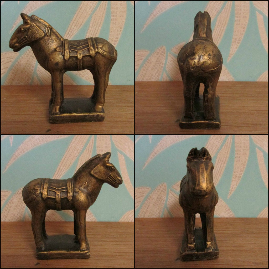 Collectable vintage X'ian River Terracotta of Qin Dynasty terracotta army figurine set