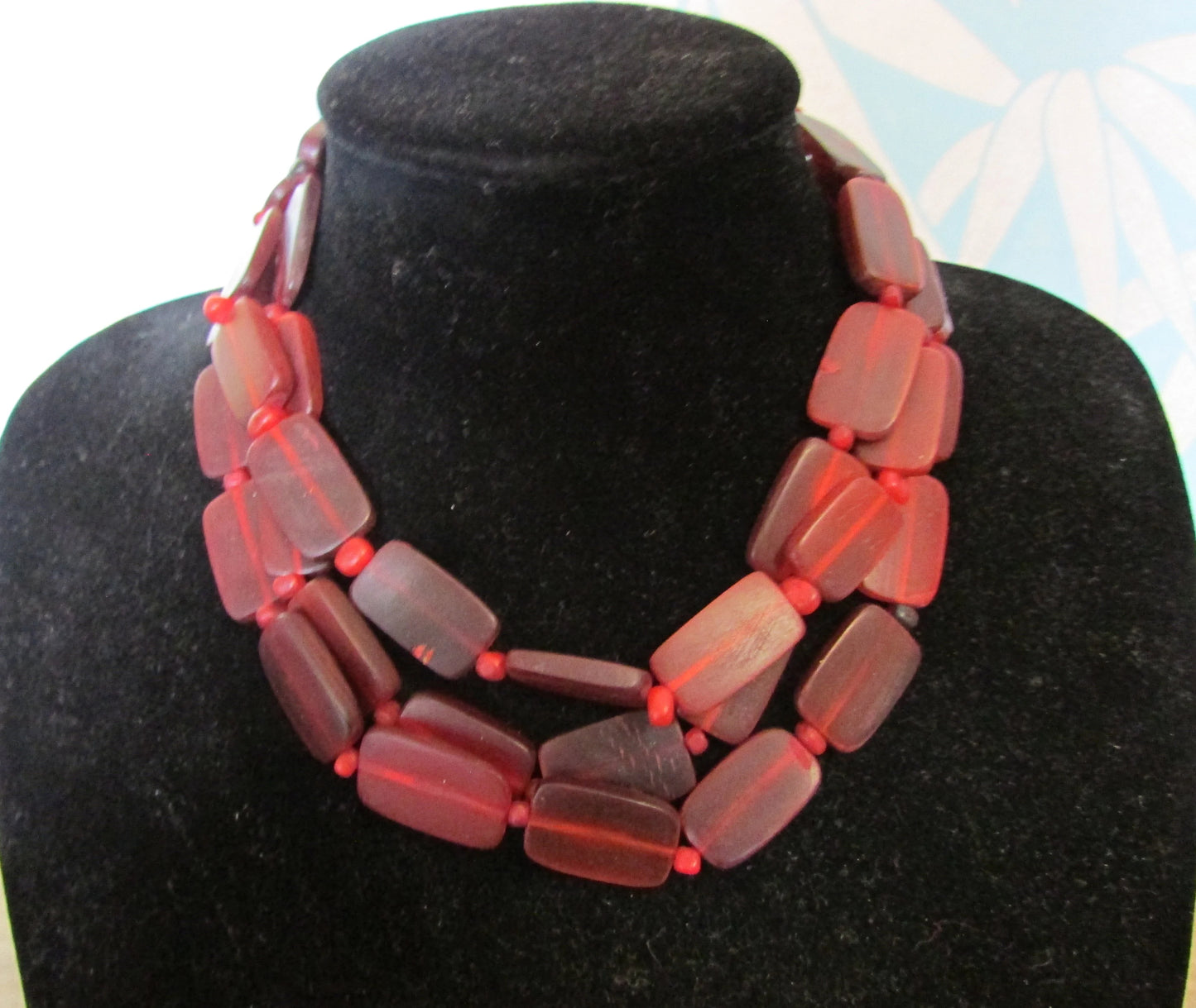 1960s/70s translucent cranberry red flat bead multi strand choker necklace