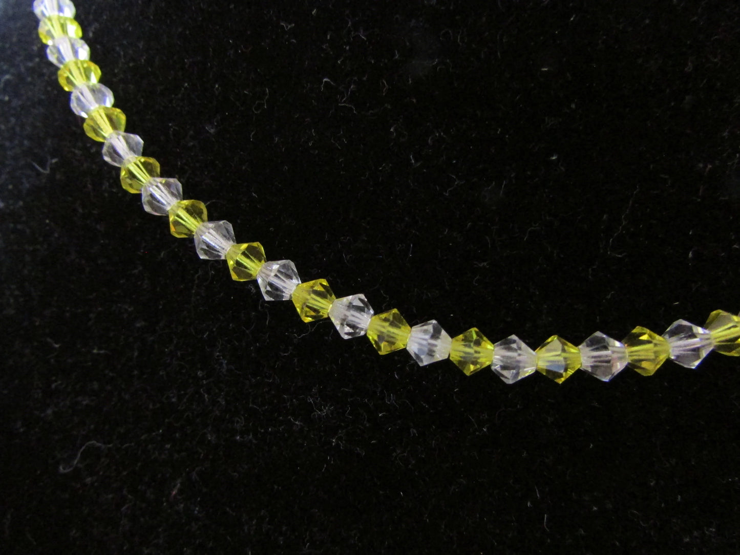 1940s/1950s yellow & clear bicone crystal bead necklace