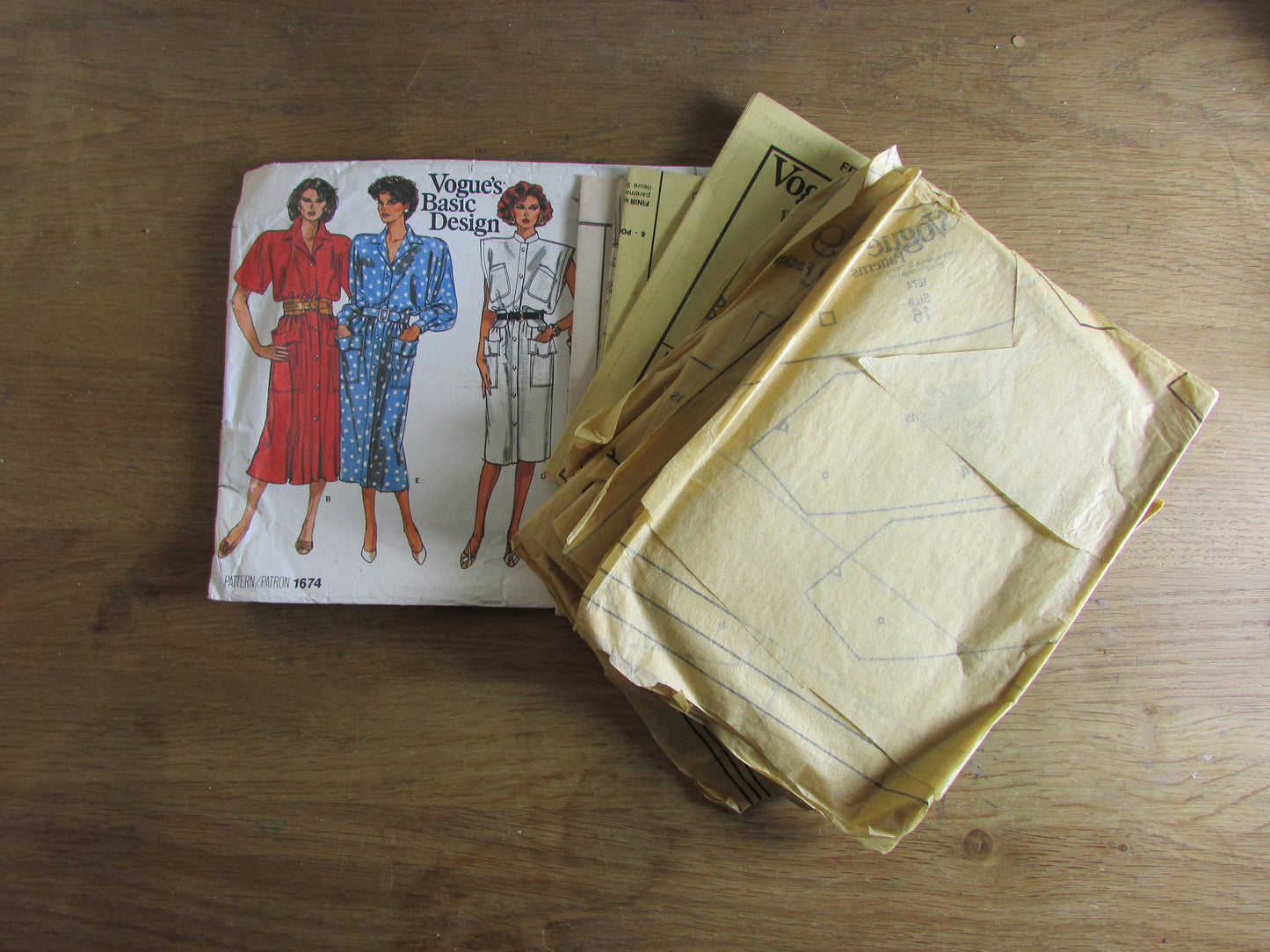 Part cut 1986 Vogue 1674 sewing pattern for misses' dresses, sizes 14 to 18 (part cut to size 18, complete)