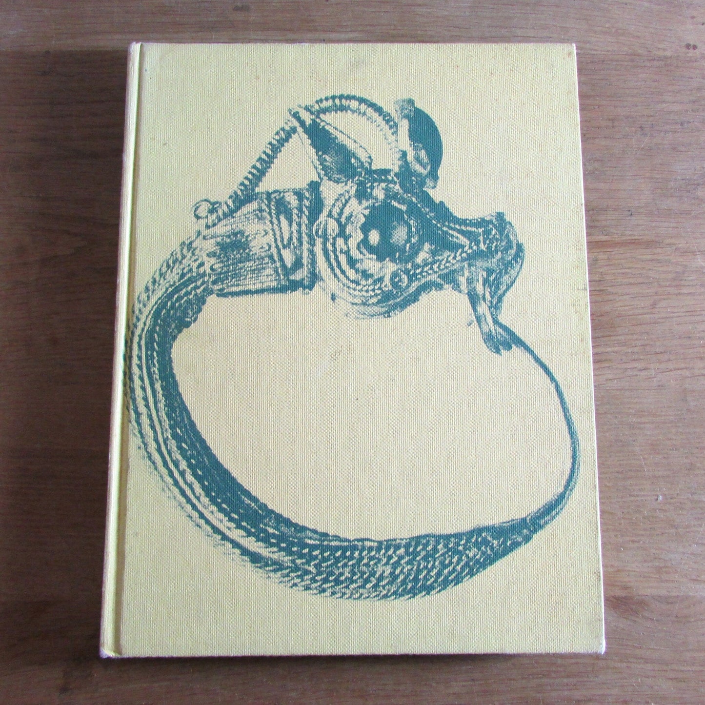The Art of Jewellery; a survey of craft & creation, by Graham Hughes (Hardback, 1972)
