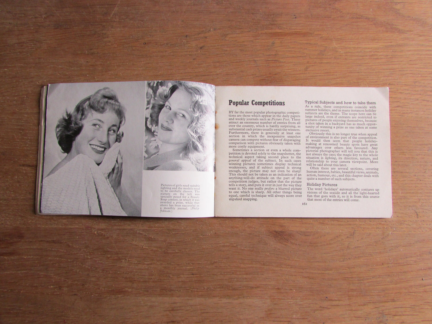 How to Win Photo Competitions, by Richard Gee (Softback, 1956)