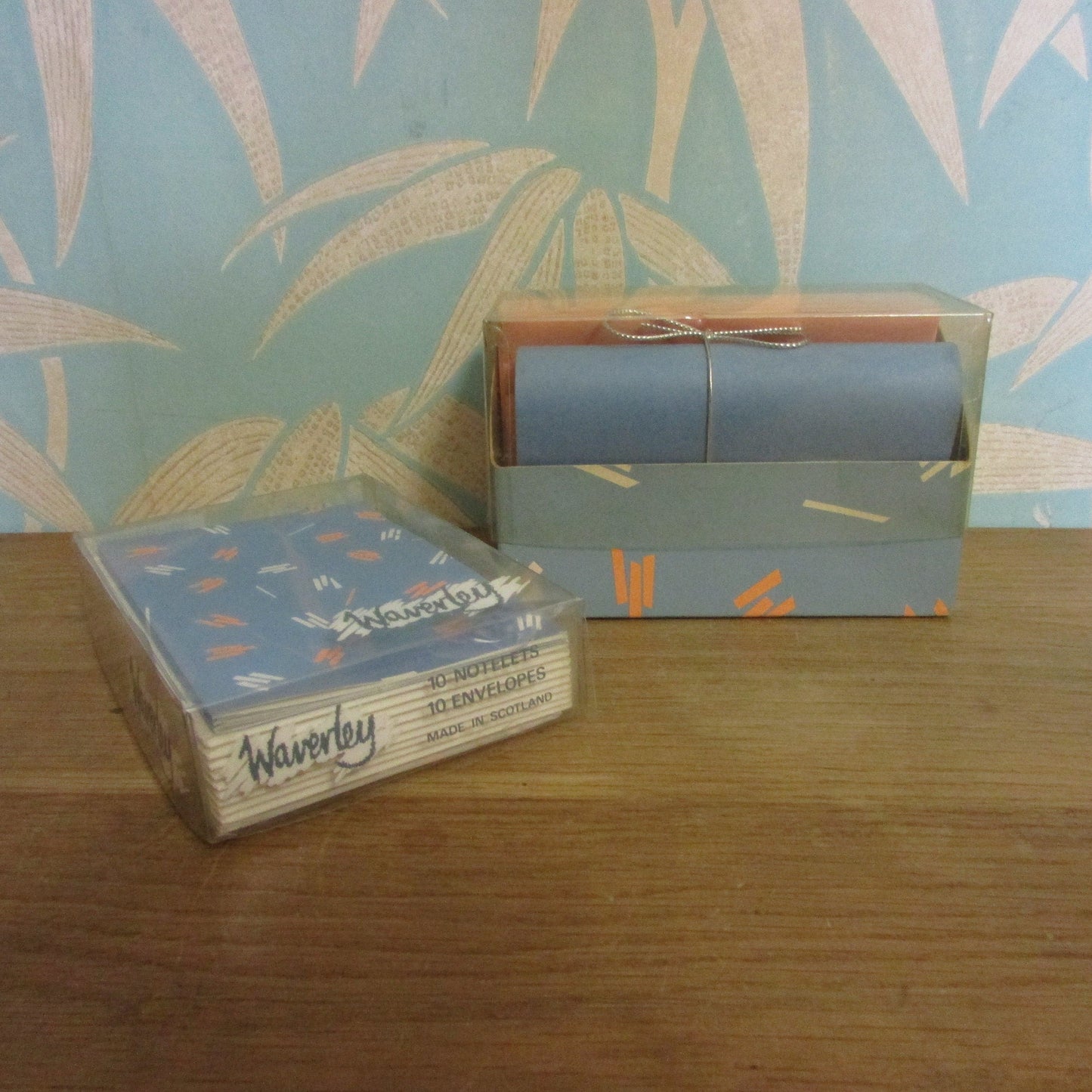 Matching 1980s Waverley notelet, & notecard sets