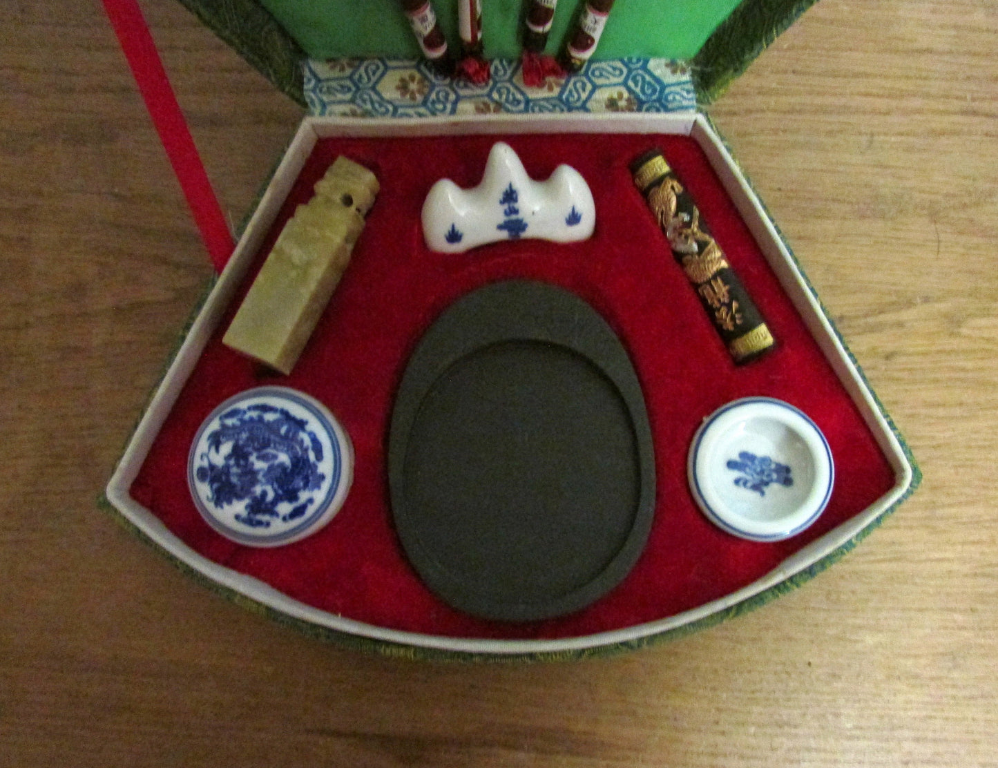 Vintage Chinese calligraphy set, boxed