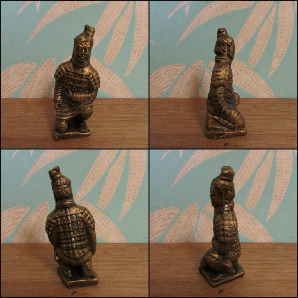 Collectable vintage X'ian River Terracotta of Qin Dynasty terracotta army figurine set
