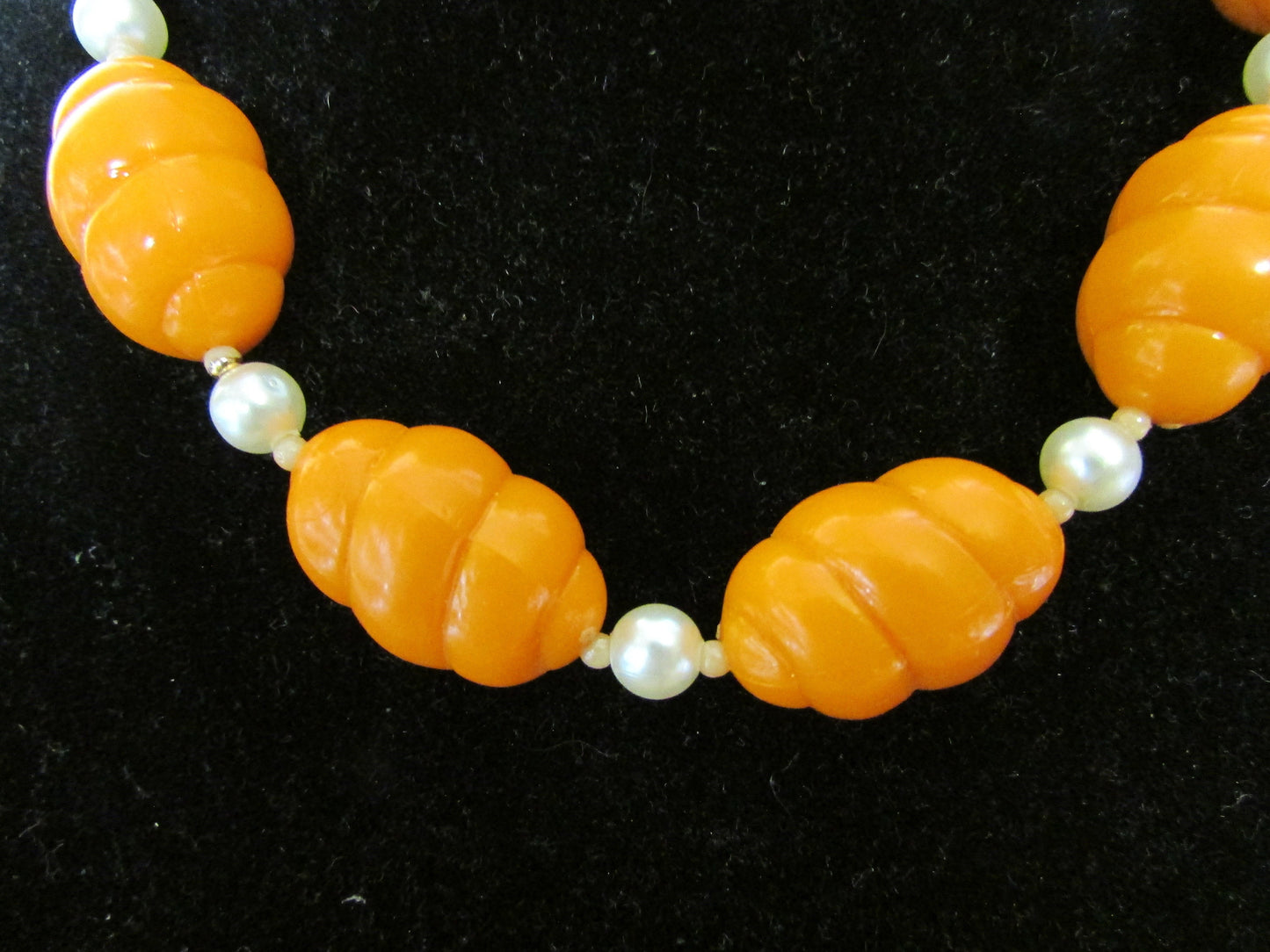 Vintage plastic caramel twisted bead collar length necklace, faux pearl spacers