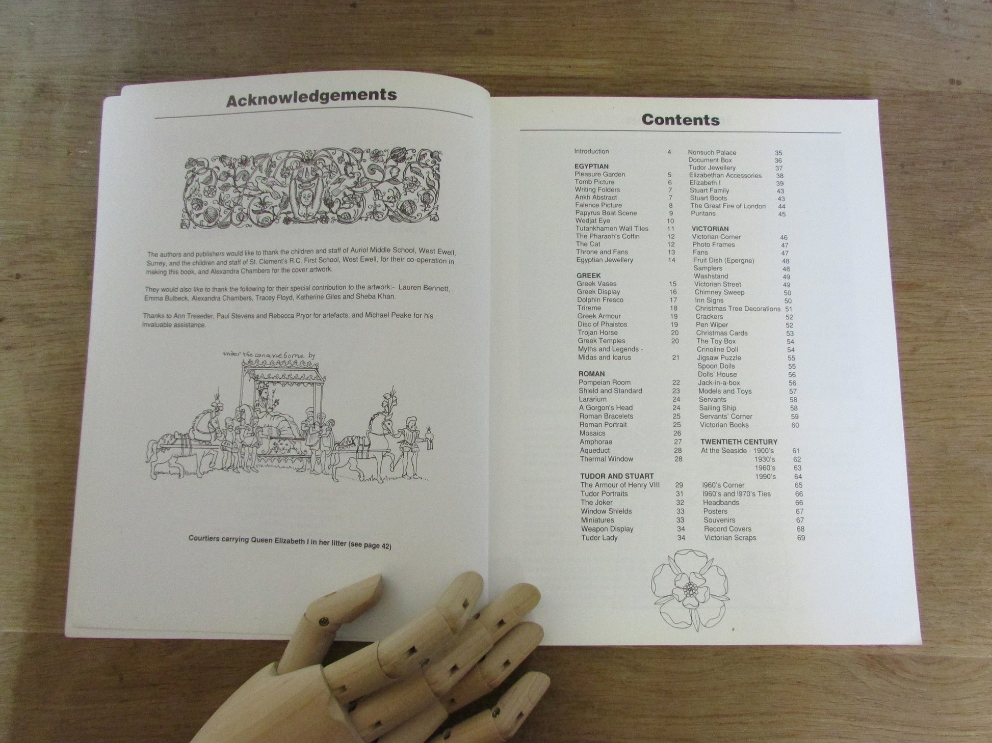 Picture the Past: art ideas to recreate history for children aged five to eleven, by Joan Chambers & Molly Hood (Softback, 1992)