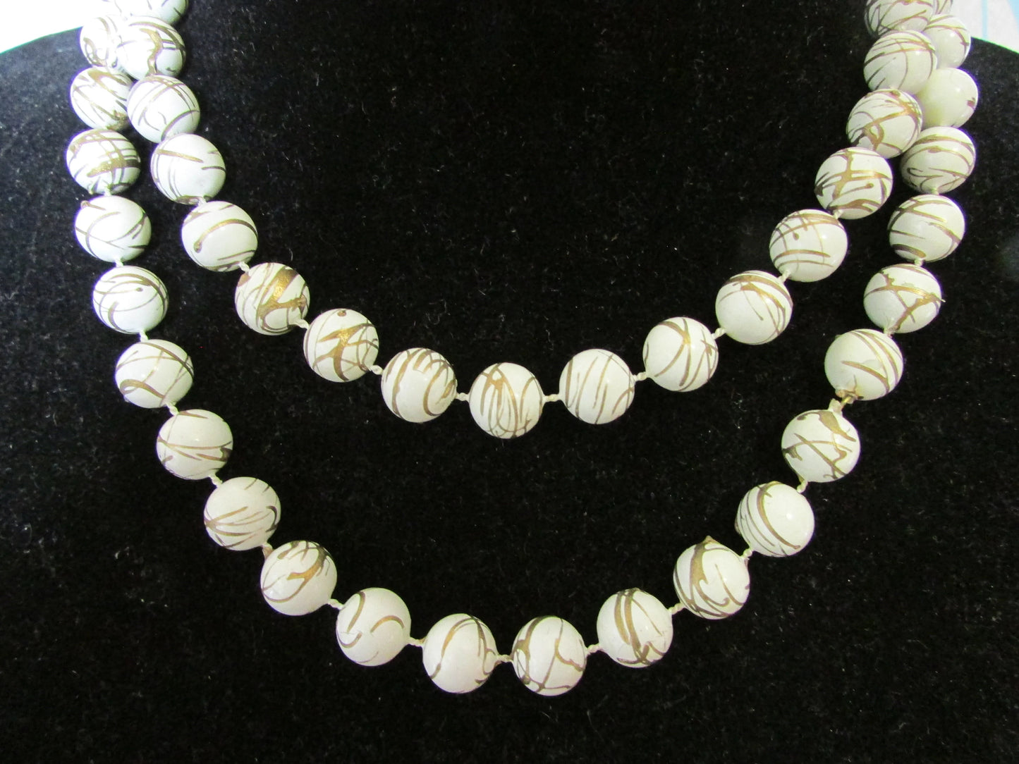 1980s white and gold abstract splatter bead slip-on necklace
