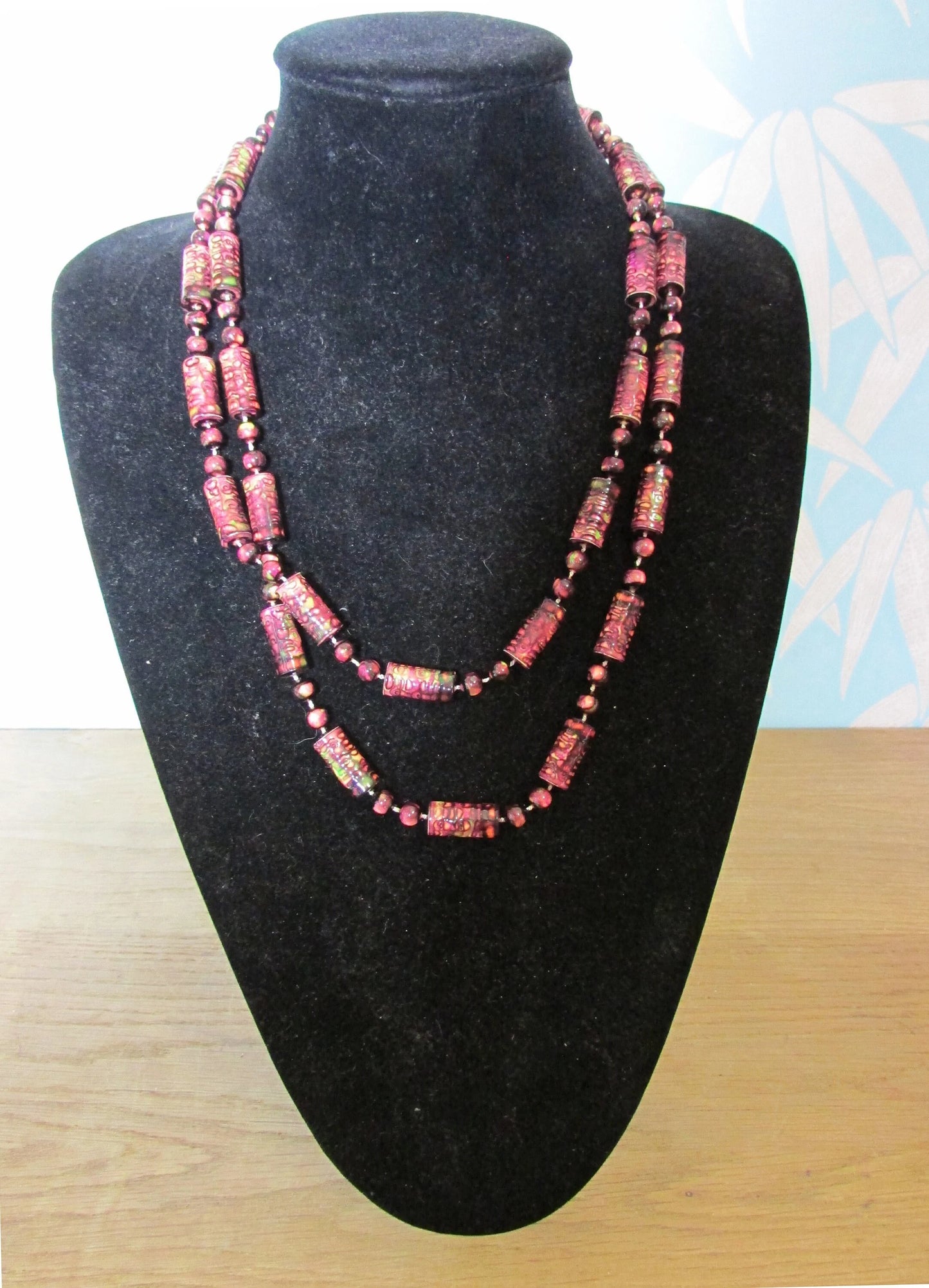 1960s iridescent marbled purple & green textured tube bead rope necklace