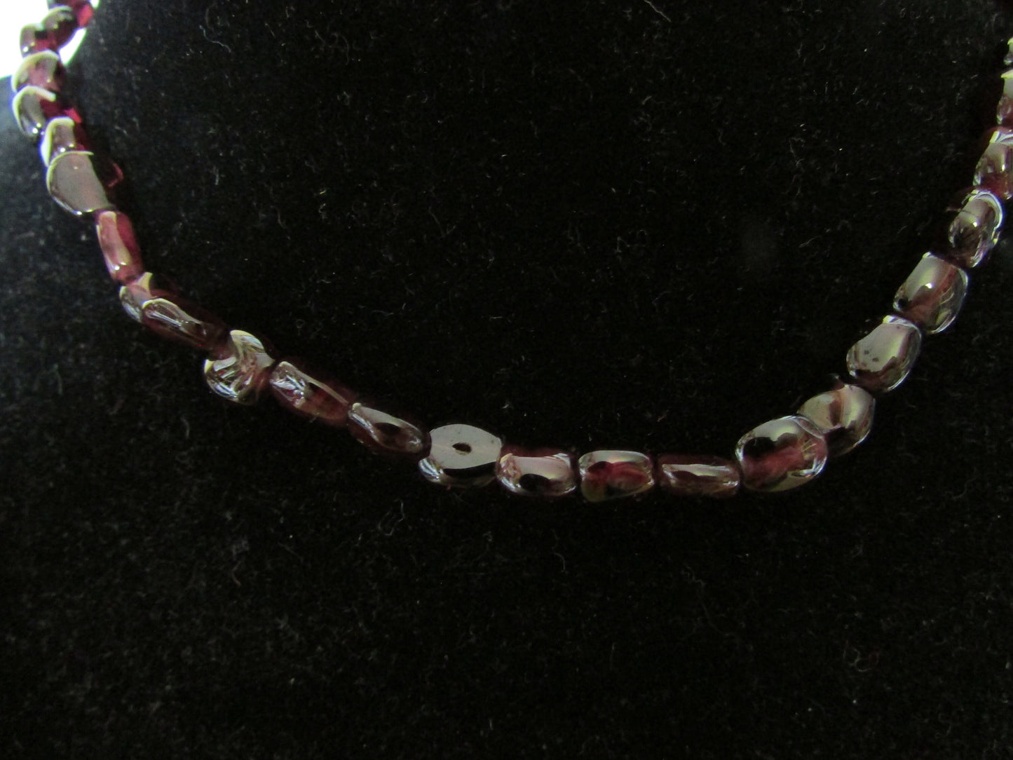 1950s translucent purple/burgundy garnet choker length necklace