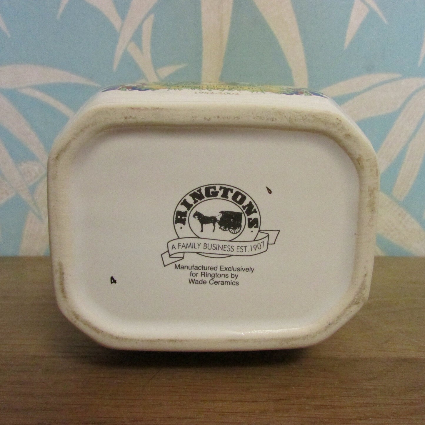 2002 Ringtons by Wade Ceramics commemorative Golden Jubilee tea caddy (missing lid)