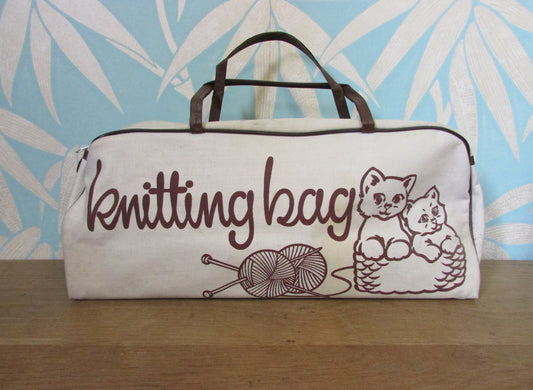 1970s canvas knitting bag depicting kittens and ball of wool