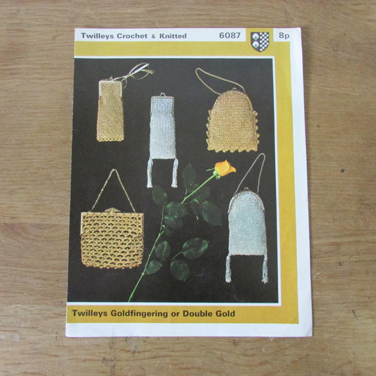 1970s Twilleys 6087 knitting & crochet pattern for glasses cases