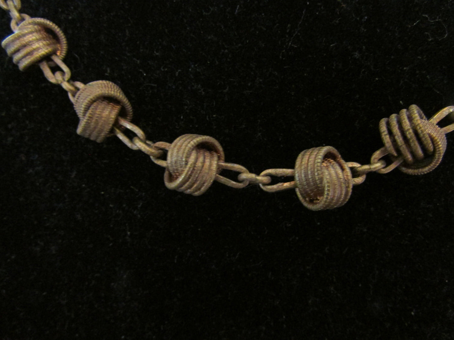 1970s brass-tone love knot & chain link necklace