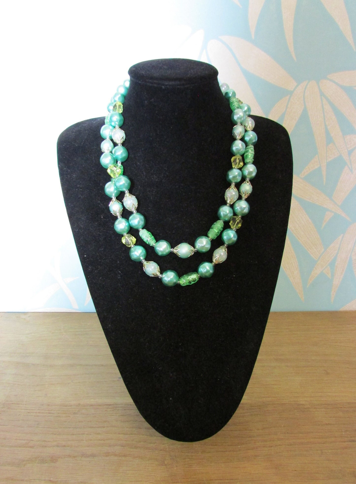 1950s/60s green glass and faux pearl double strand necklace with mixed bead detail