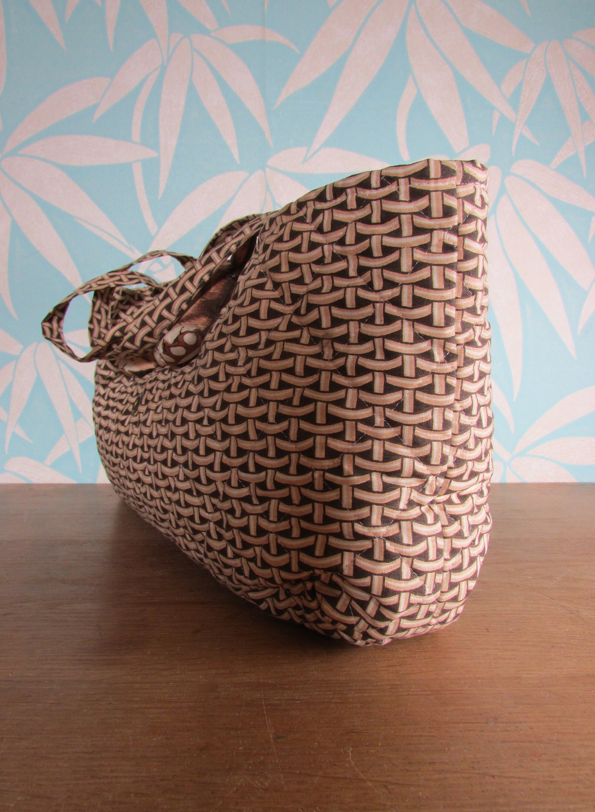 1970s plush cat knitting bag by Anne Wilkinson Designs Ltd for World Wildlife Fund
