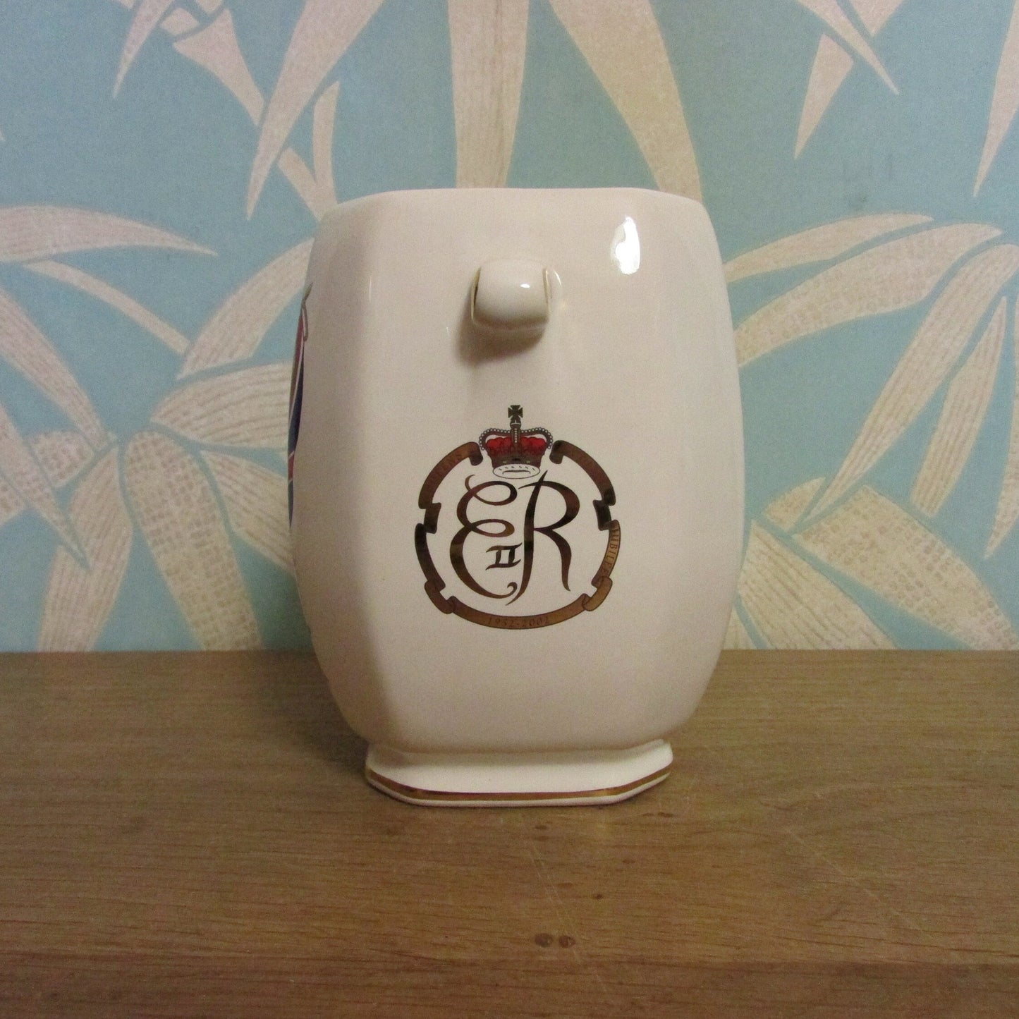 2002 Ringtons by Wade Ceramics commemorative Golden Jubilee tea caddy (missing lid)