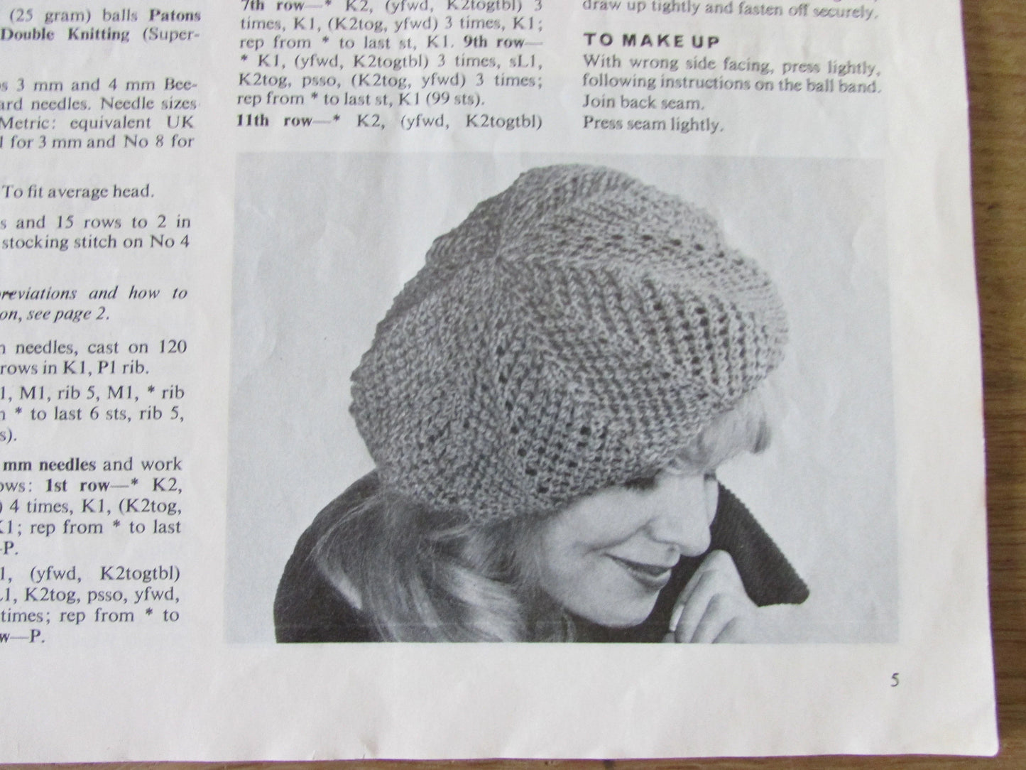 1978 Patons knitting & crochet accessory book 215; over 20 accessories for the family