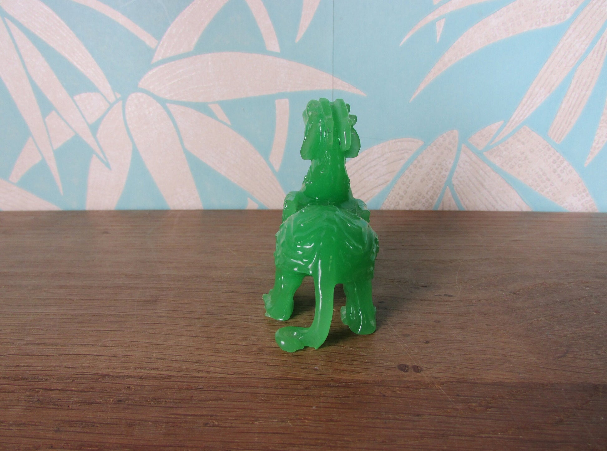Vintage plastic jade Chinese pixiu figurine