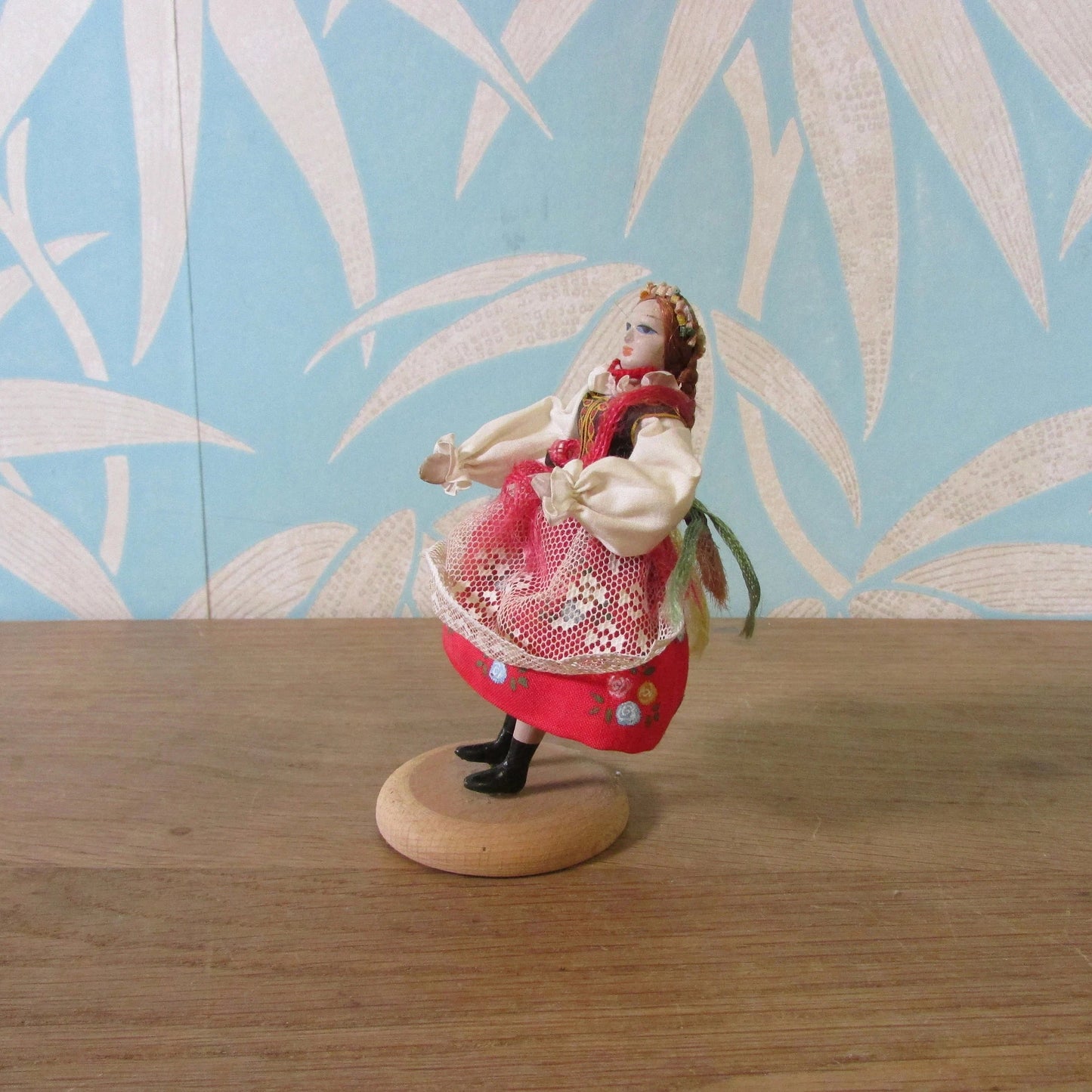 Small vintage Krakowianka, Poland folk doll in traditional regional costume