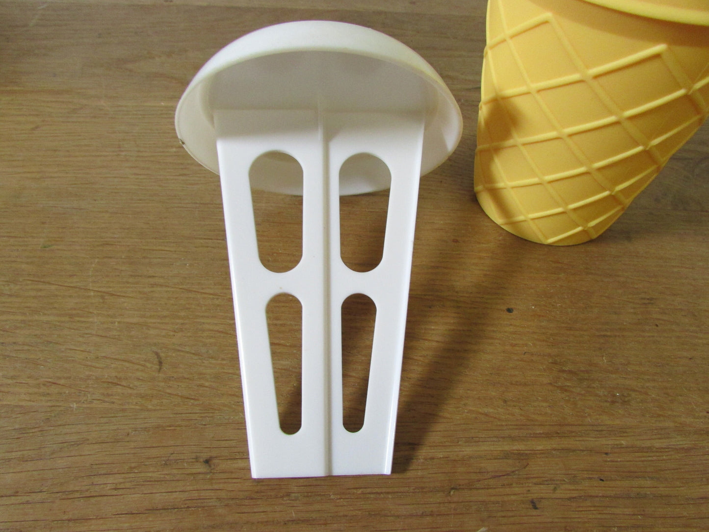 1980s Prestige "The Incredible Ice Cream Machine"