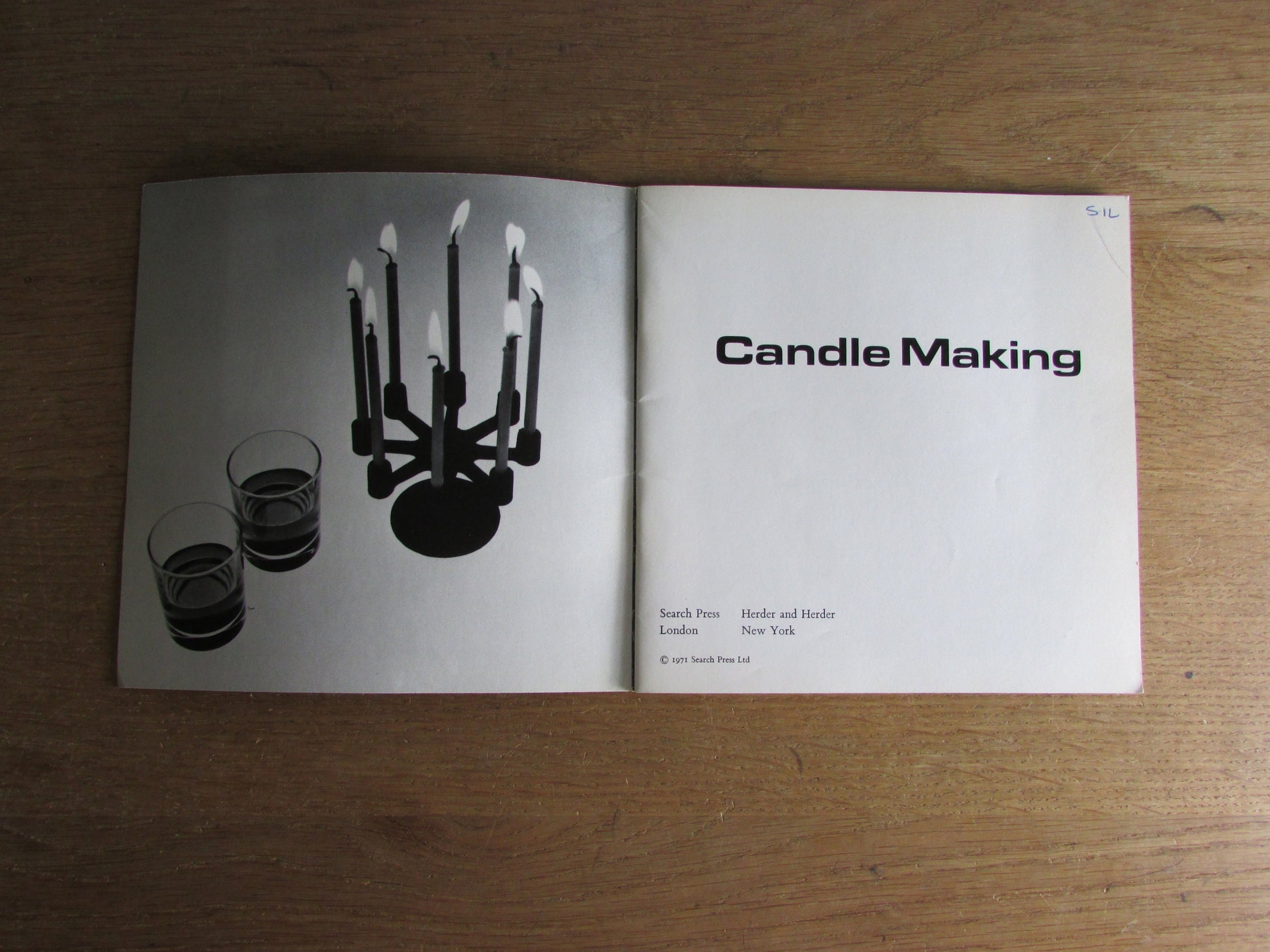 Leisure Crafts No.27: Candlemaking, by Anne Collings (Softback, 1971)