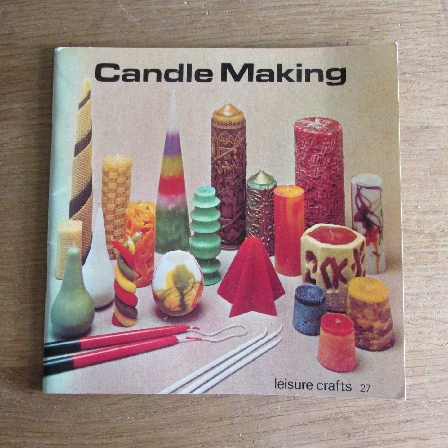Leisure Crafts No.27: Candlemaking, by Anne Collings (Softback, 1971)