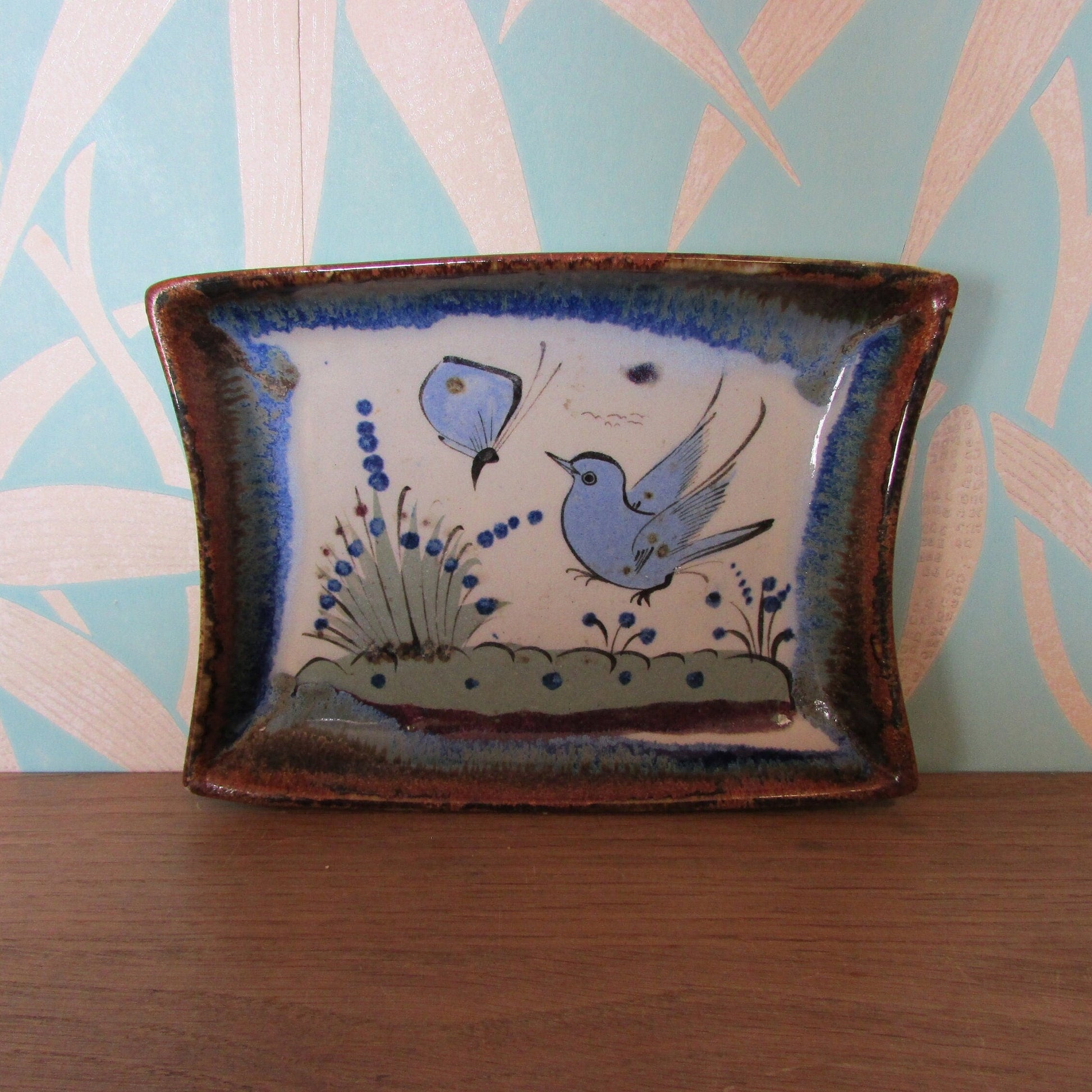 circa. 1970s Ken Edwards Tonala, Mexico stoneware point trinket dish/tray, signed