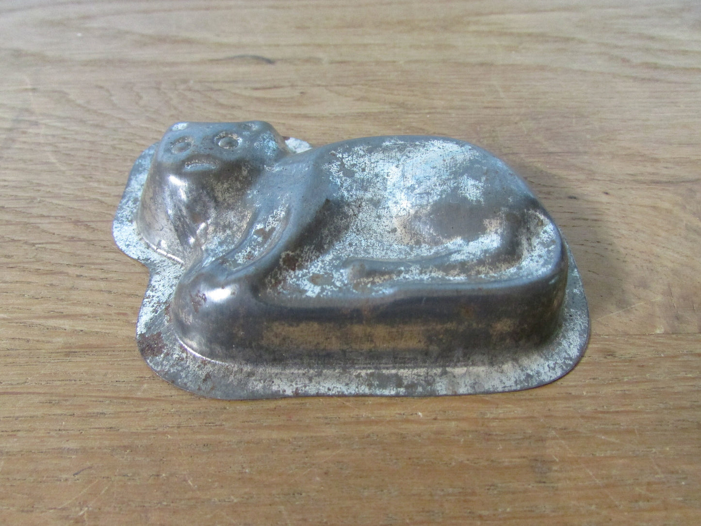 Pair of cute 1940s/50s cat shaped tin chocolate moulds