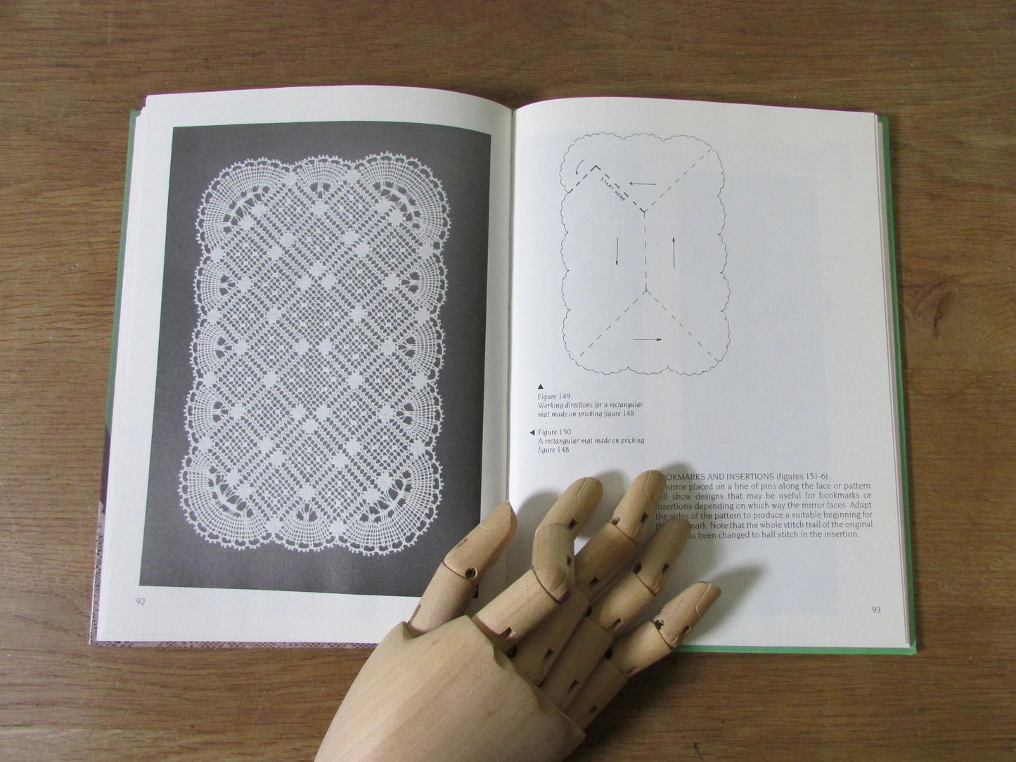 Drafting Torchon Lace Patterns, by Alexandra Stillwell (Hardback, 1986, signed by author)