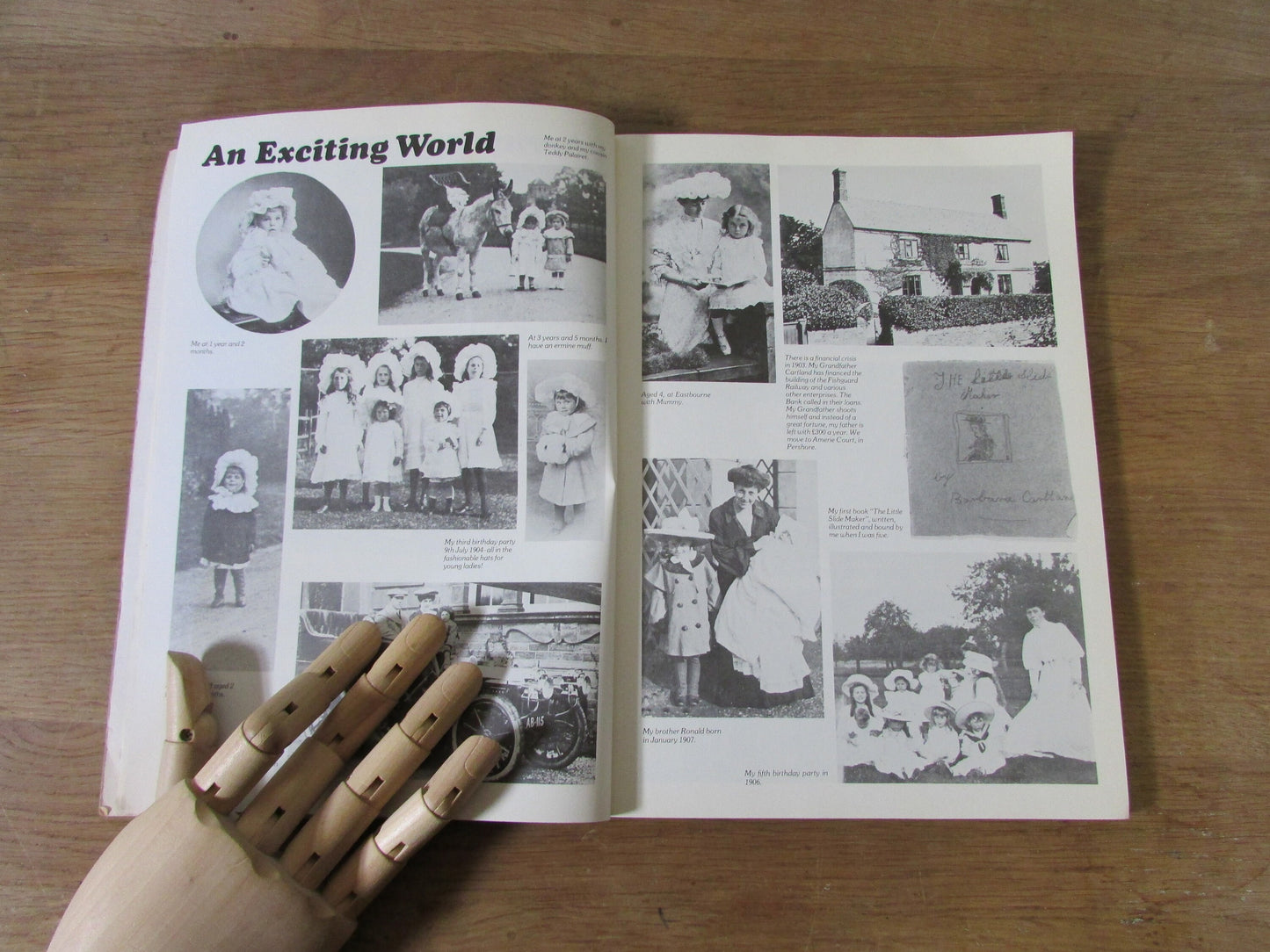 Barbara Cartland Scrapbook (Softback, 1980)